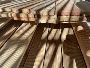 Siberian Larch Grooved Decking boards 22mm, 28mm, 45mm x 95mm, 120mm, 145mm x 3m, 4m and 6m lengths www.solidwoodfencing.co.uk